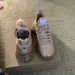 6.5 rose gold Bejeweled Steve Madden